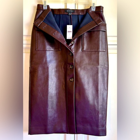 * NEW* Ann Taylor, 2, Pencil Skirt, Dark Brown, Button Down, Front Pockets, Faux - Picture 5 of 9